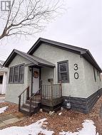 30 EASTCHESTER AVENUE St. Catharines, ON L2P 2V6