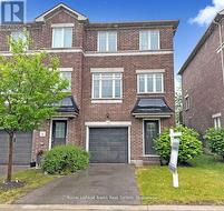 28 KATERSON LANE  Clarington (Courtice), ON L1E 0E9