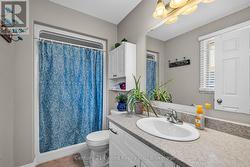Primary Bedroom Ensuite - 