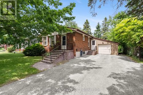 10 OAK STREET  Kawartha Lakes (Lindsay), ON K9V 5K4
