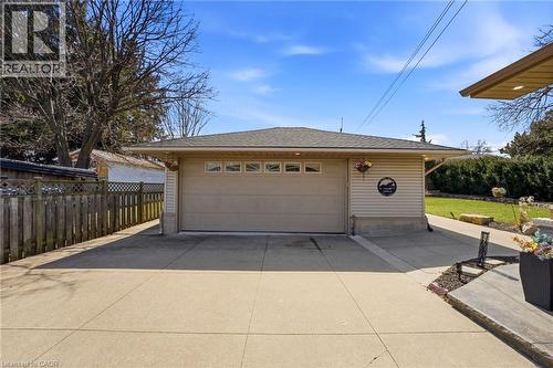 View of detached garage - 473 Mohawk Road W, Hamilton, ON 