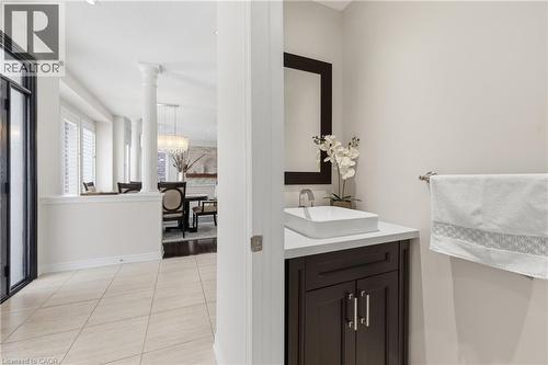 4645 Doug Wright Drive, Burlington, ON - Indoor Photo Showing Bathroom