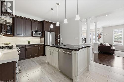4645 Doug Wright Drive, Burlington, ON - Indoor Photo Showing Kitchen With Upgraded Kitchen