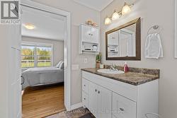 Main Floor Bathroom - 