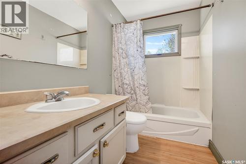 22 Edelweiss Crescent, Moose Jaw, SK - Indoor Photo Showing Bathroom