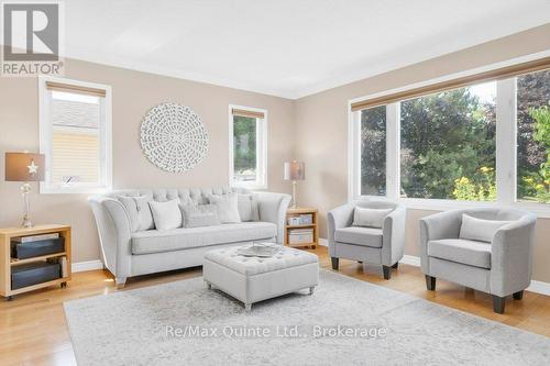2 Heritage Drive, Prince Edward County (Wellington Ward), ON 