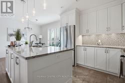 Large kitchen island - 