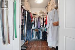 Walk in closet - 
