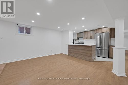 Apt #2- Living / Dining Room/Kitchen - 668 Fraser Avenue, Ottawa, ON - Indoor Photo Showing Kitchen