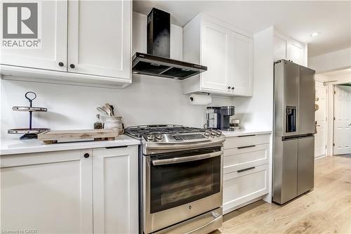 657 Windham Road 14 Road, Simcoe, ON - Indoor Photo Showing Kitchen With Upgraded Kitchen