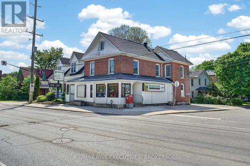 115 LIVINGSTON AVENUE  Kingston (Central City East), ON K7L 4L3