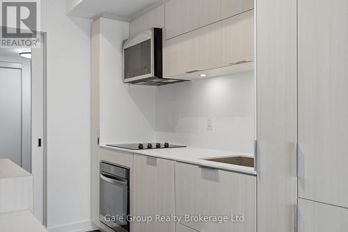 303 - 370 Martha Street, Burlington (Brant), ON 