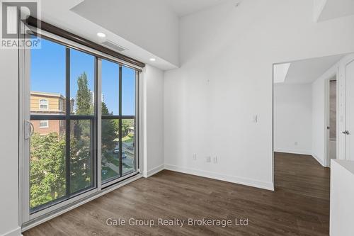 303 - 370 Martha Street, Burlington (Brant), ON 