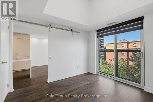 303 - 370 Martha Street, Burlington (Brant), ON 