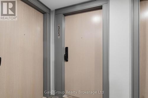 303 - 370 Martha Street, Burlington (Brant), ON 