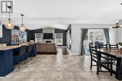 700 Stonehenge Street, Kingston (City Northwest), ON - Indoor