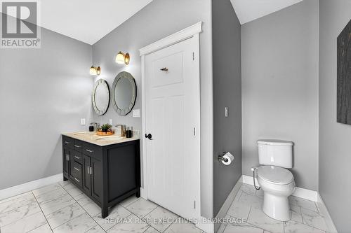 700 Stonehenge Street, Kingston (City Northwest), ON - Indoor Photo Showing Bathroom