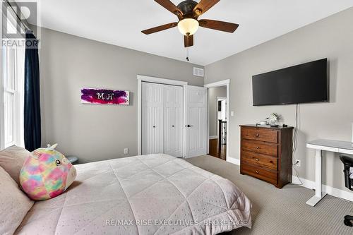 700 Stonehenge Street, Kingston (City Northwest), ON - Indoor Photo Showing Bedroom