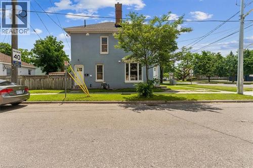 74 ERIE Avenue Unit# Upper , Brantford, Ontario N3S 2E9 2