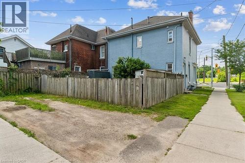 74 ERIE Avenue Unit# Upper , Brantford, Ontario N3S 2E9 3