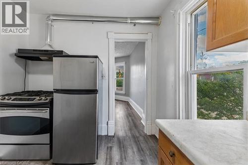 74 ERIE Avenue Unit# Upper , Brantford, Ontario N3S 2E9 5