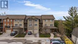 7 - 49 FERNDALE DRIVE S Barrie, ON L4N 5W9