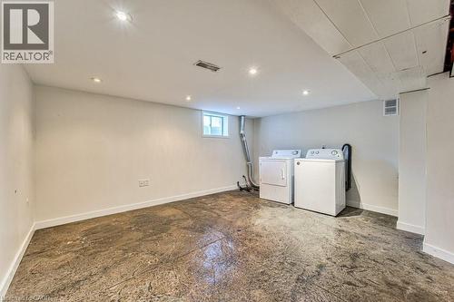 84 Franklin Street S, Kitchener, ON - Indoor Photo Showing Laundry Room