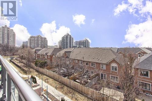413 - 8 Beverley Glen, Vaughan, ON 
