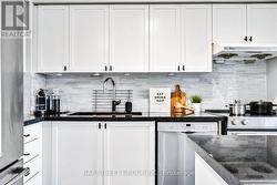 1706 - 55 STRATHAVEN DRIVE  Mississauga, ON L5R 4G9