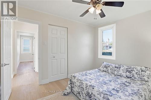 894 Garth Street, Hamilton, ON - Indoor Photo Showing Bedroom