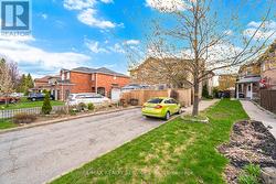 79 PRESSED BRICK DRIVE Brampton, ON L6V 4K5