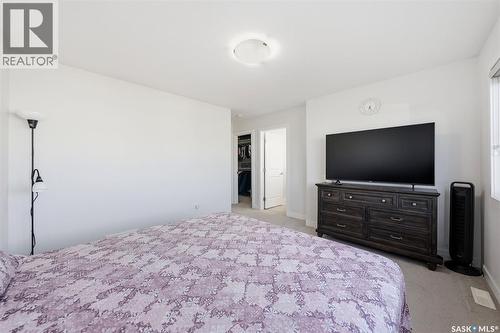 319 Skopik Crescent, Saskatoon, SK - Indoor Photo Showing Bedroom