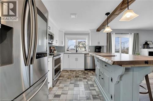 3 Wilcox Drive, Nanticoke, ON - Indoor Photo Showing Kitchen With Upgraded Kitchen