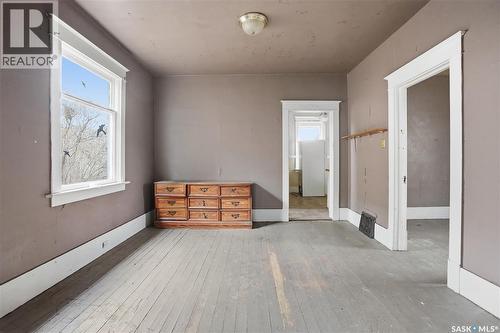 1284 3Rd Avenue Ne, Moose Jaw, SK - Indoor