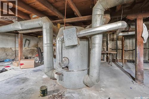 1284 3Rd Avenue Ne, Moose Jaw, SK - Indoor Photo Showing Basement