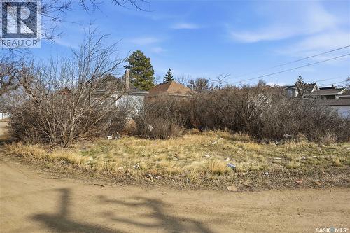 1284 3Rd Avenue Ne, Moose Jaw, SK - Outdoor With View