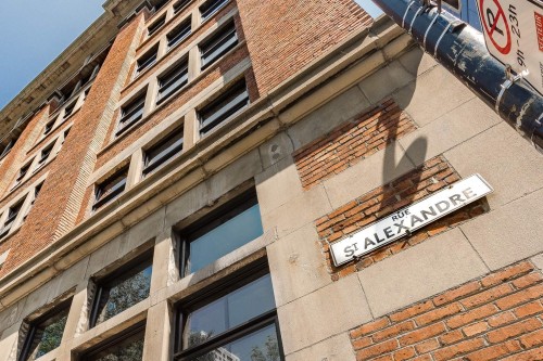 Façade - 709-1061 Rue St-Alexandre, Montréal (Ville-Marie), QC -  Photo Showing Other Room