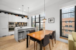 506-1115 Rue du Square-Amherst Montréal (Ville-Marie), QC H2L 1N1