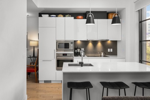 Cuisine - 506-1115 Rue Du Square-Amherst, Montréal (Ville-Marie), QC - Indoor Photo Showing Kitchen With Upgraded Kitchen