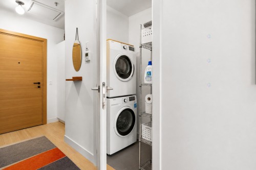 Salle de lavage - 506-1115 Rue Du Square-Amherst, Montréal (Ville-Marie), QC - Indoor Photo Showing Laundry Room