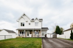 131 Rue Triquet Saguenay (Chicoutimi), QC G7G 4S8