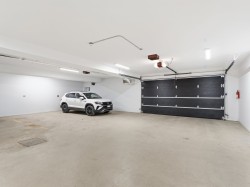 Garage - 
