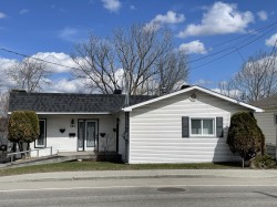 684  - 686 Rue du Portage  Mont-Laurier, QC J9L 2A7