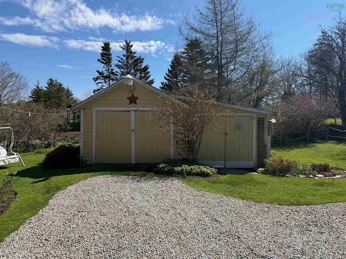 42 Main Shore Road, Milton Highlands, NS 