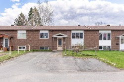 58 Rue Bérubé  Victoriaville, QC G6P 8H3