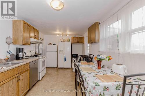 107 Dover Road, Welland, ON - Indoor Photo Showing Kitchen