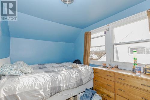 107 Dover Road, Welland, ON - Indoor Photo Showing Bedroom