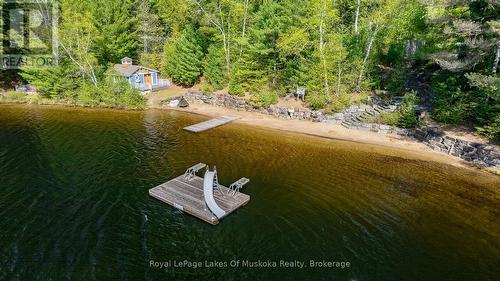 1020 BIRCH GLEN MAPLE COTTAGE WEEK 5 ROAD  Lake Of Bays (Mclean), ON P0B 1A0