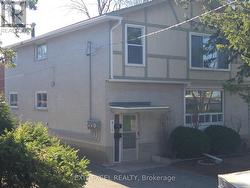 1 - 816 DUNDEE AVENUE Ottawa, ON K2B 5S9