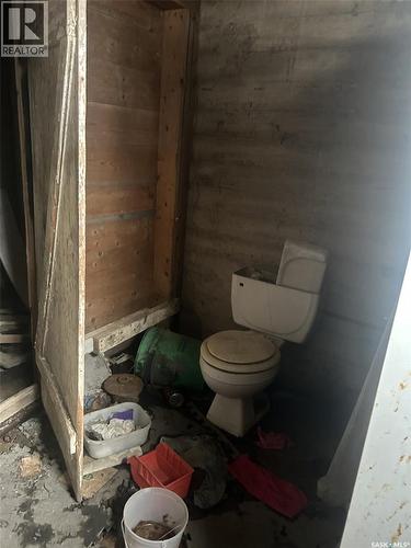 335 Highway Avenue E, Preeceville, SK - Indoor Photo Showing Bathroom